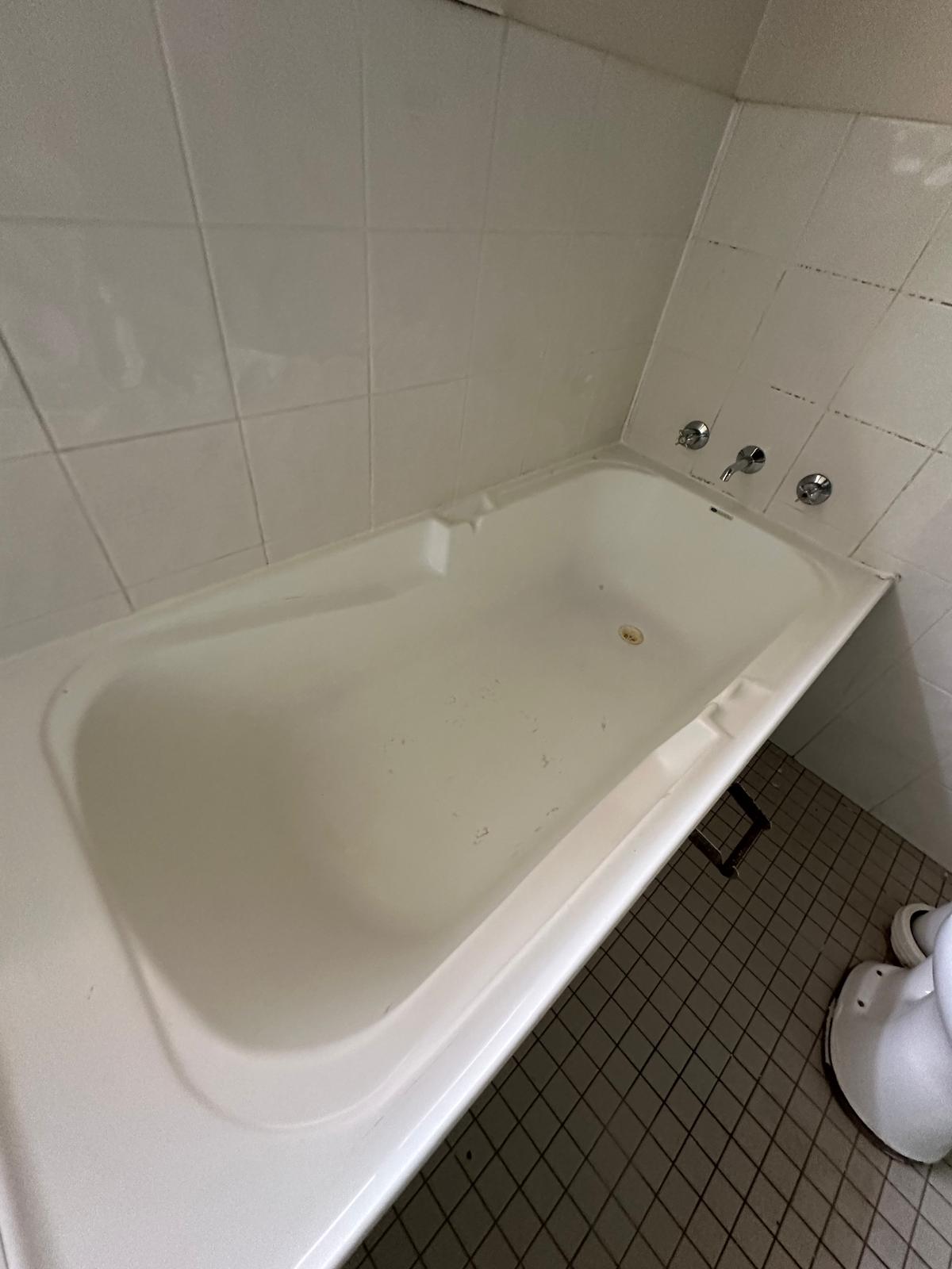 Mould Remediation Sydney After Result - Bathtub